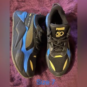 Puma RS-X
Toys Hot Wheels Bone Shaker, Size: 7 ,worn once